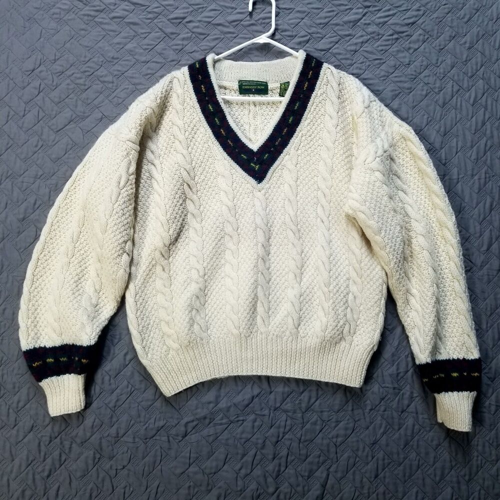 Vintage Embassy Row Sweater Cable Hand Knit 100% Wool V-Neck Mens Large RN 13711
